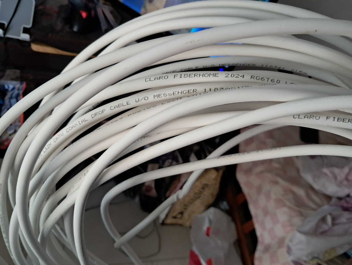 Cable Coaxial RG6 Claro FiberHome – Venta por Metro – Usado en Buen Estado $2.000 COP por metro