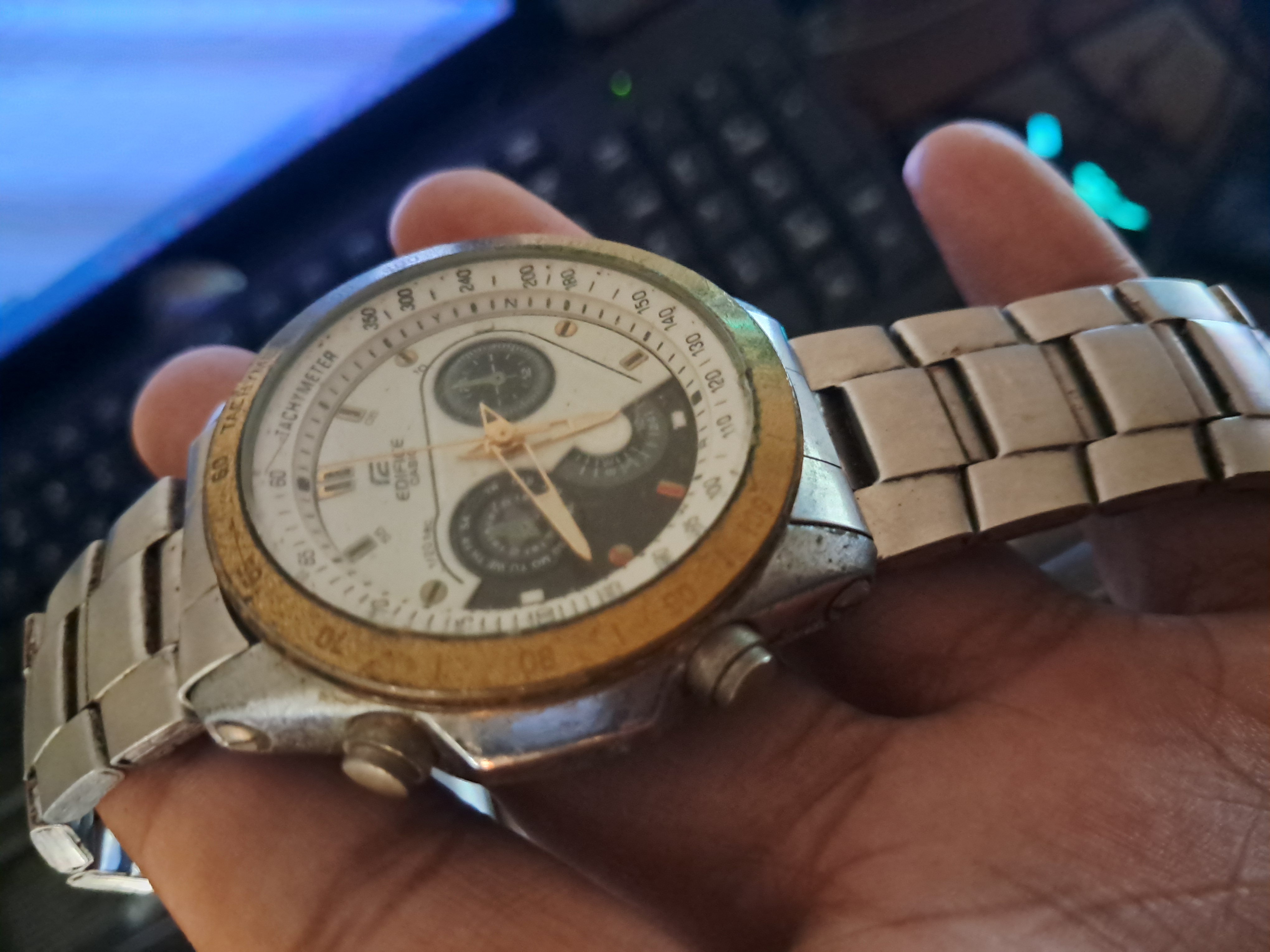 Reloj Analógico Casio Edifice – Elegante y en Buen Estado $250,000 COP