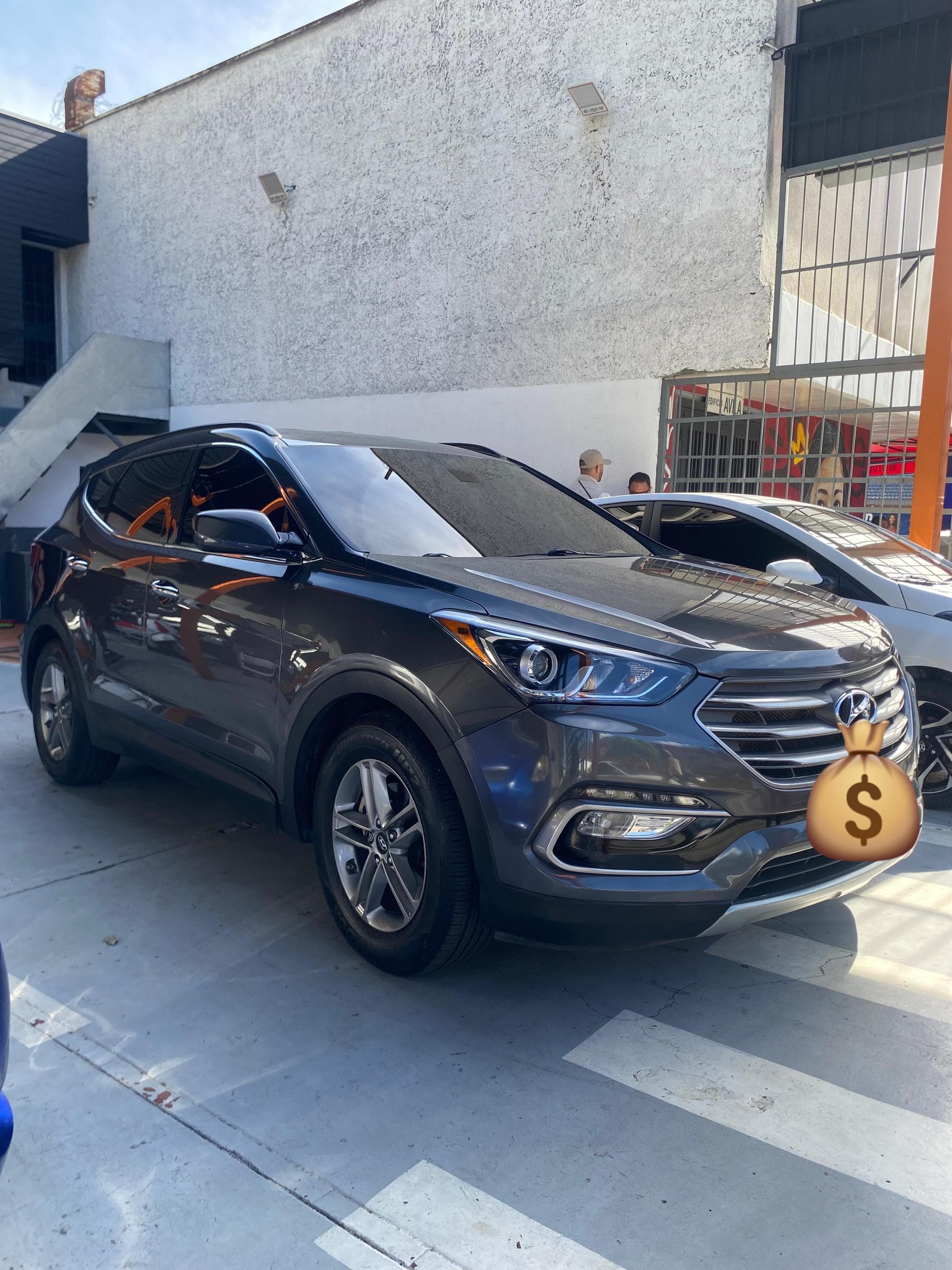 Vi Veri Motors – Hyundai Santa Fe 2017: La camioneta que conquista el asfalto con la verdad $25,000 USD