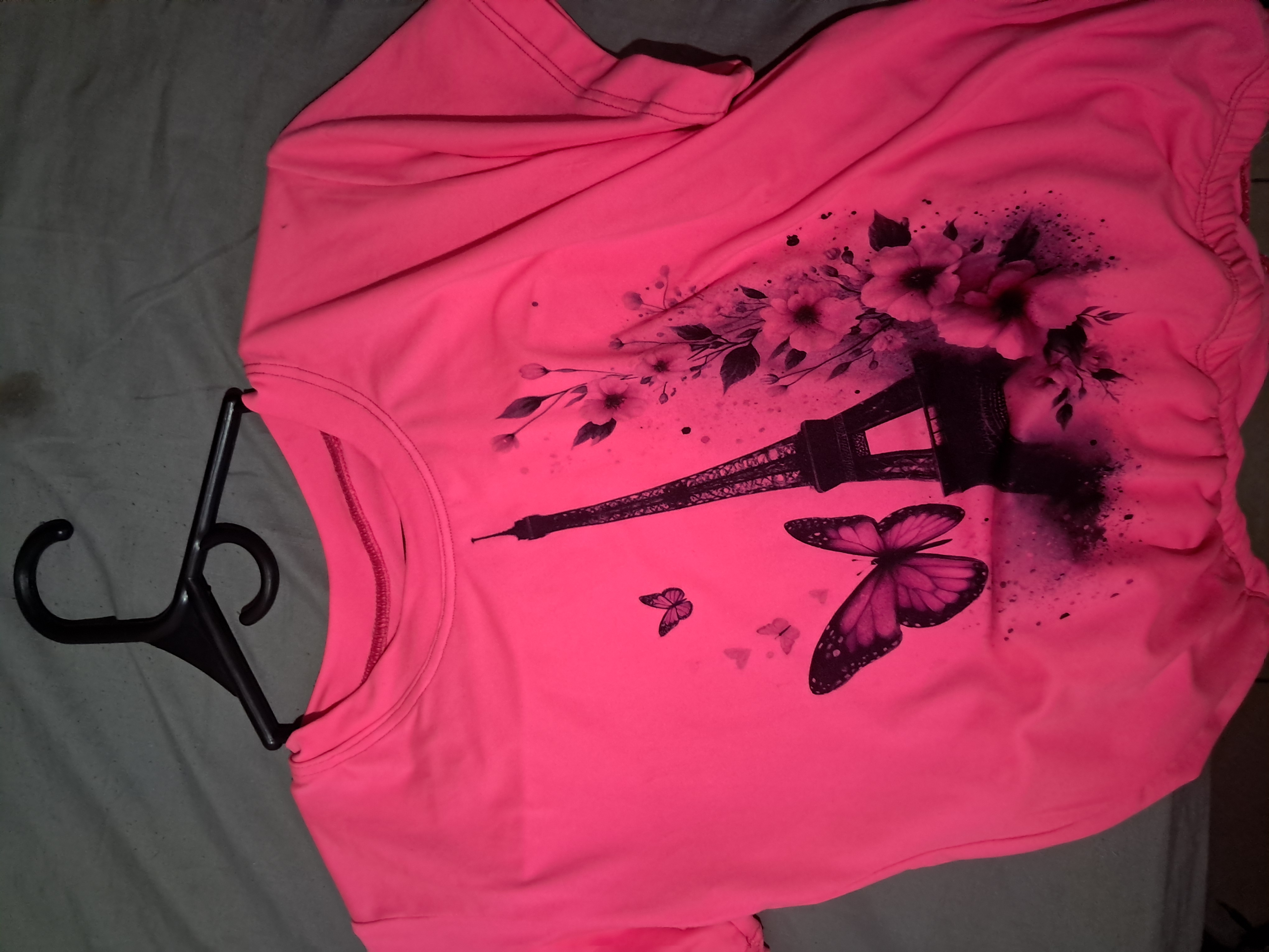 🇫🇷 Blusa con emblema de París – Elegancia la de Francia para tu día a día